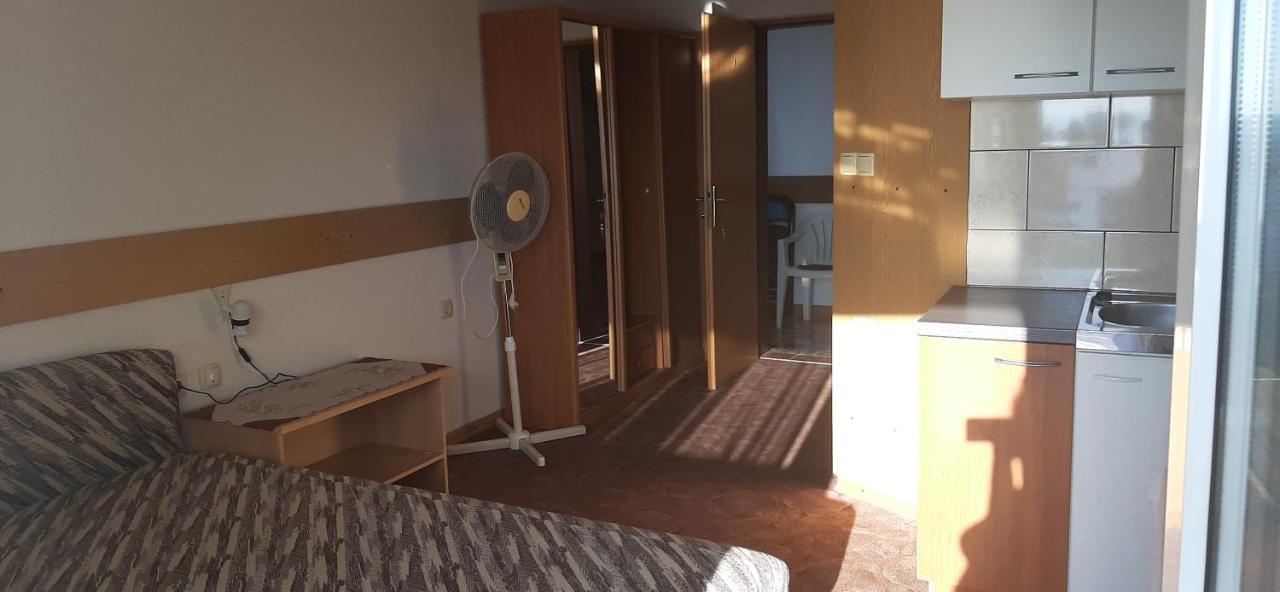 Apartmani Ljubica Кленовица Экстерьер фото